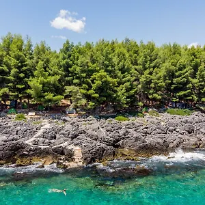 The Sea Cave , Himarë Albanien
